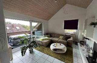 Wohnung kaufen in 73240 Wendlingen, Wendlingen am Neckar - Gepflegte 2,5-Zi. Dachgeschosswohnung mit Dachterrasse & Balkon