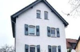 Einfamilienhaus kaufen in 35463 Fernwald, Fernwald - Charakterstarkes, gut saniertes Wohnhaus auf großem Grundstück-m