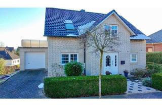 Haus kaufen in 37581 Bad Gandersheim, Bad Gandersheim - Stilvolles Wohnen mit Panoramablick und Platz für zwei Familien in bester Lage von Bad Gandersheim
