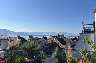 Wohnung kaufen in 88131 Lindau, Stilvolle 4-Zimmer-Dachgeschosswohnung mit Blick auf den Bodensee und die Alpen