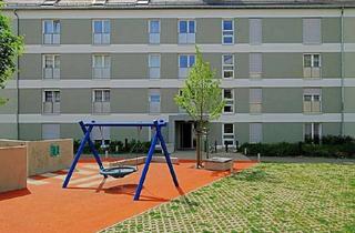 Wohnung mieten in Colmberger Straße 19, 90451 Röthenbach b Schweinau, Gut geschnittene 4-Zimmer-Wohnung - auch WG geeignet