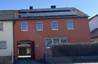 Haus kaufen in 93413 Cham, Gepflegtes Reihenendhaus im Zentrum von Cham