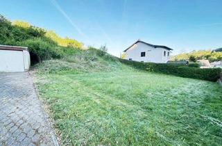 Grundstück zu kaufen in 56745 Rieden, Großzügiges Baugrundstück in 56745 Rieden mit Doppelgarage und gepflasterter Zufahrt