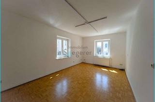 Büro zu mieten in 88131 Lindau, Immobilien Seegerer: Büro- oder Praxisräume im 1. OG mit bester Anbindung an den ÖPN