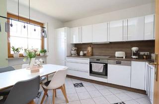 Wohnung kaufen in 86971 Peiting, Tolle 2-Zimmerwohnung mit Balkon und saniertem TG-Stellplatz zentral in Peiting
