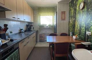 Wohnung kaufen in 76694 Forst, Gut vermietete 3-Zimmer-Wohnung mit Balkon und KfZ-Stellplatz - Ideale Investition!