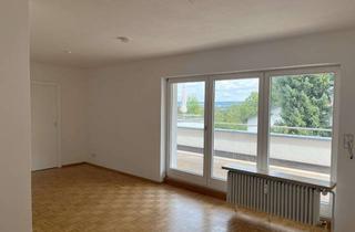 Wohnung mieten in 88276 Berg, Stilvolle 3,5-Raum-Terrassenwohnung mit EBK in Berg