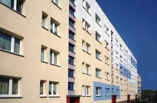 Wohnung mieten in Dornaer Straße 37, 07546 Gera, Gemütliche 3-Raum-Wohnung mit bodengleicher Dusche und Balkon