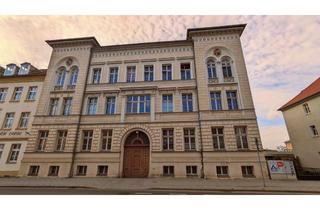 Wohnung mieten in Zierker Str. 14, 17235 Neustrelitz, Charmante 3-Zimmer Altbauwohnung mit hohen Decken und Stellplatz