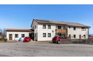 Haus kaufen in 94572 Schöfweg, Viel Platz zum Wohnen und Arbeiten – EFH mit Anbau, Loggia und 3 Stellplätzen in Schöfweg