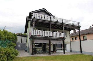 Anlageobjekt in 53604 Bad Honnef, Umfangreich saniertes MFH Fernblick Garage Carport Pool Garten erzielbare Miete 31000 € p.a. + NK