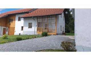 Haus kaufen in 94572 Schöfweg, Schöfweg - Doppelhaus mit bebaubarem Grundstück