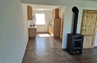 Wohnung kaufen in 54439 Saarburg, Saarburg - Wohnung mit Garten in ruhiger, zentraler Lage Saarburg