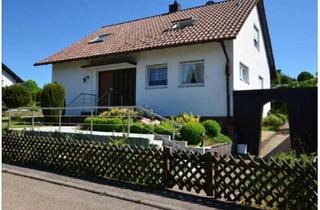 Einfamilienhaus kaufen in 75331 Engelsbrand, Engelsbrand - Freistehendes EFH mit Garten & Doppelgarage in Ortsrandlage