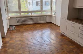 Wohnung kaufen in 79650 Schopfheim, Großzügige 2,5 Zimmer Wohnung in ruhiger und zentraler Lage