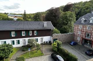 Wohnung kaufen in 51766 Engelskirchen, Eigentumswohnung mit Loggiabalkon!