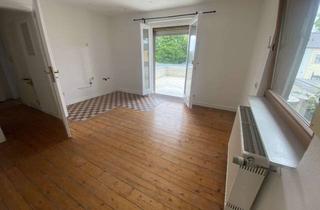 Wohnung mieten in Ferdinand-Hotz-Straße 13, 97877 Wertheim, Freundliche 2-Zimmer-EG-Wohnung mit Terrasse in Wertheim