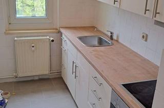 Wohnung mieten in Stöntzscher 34, 04523 Pegau, Schöne Zwei-Zimmerwohnung - modernisiert 2025 / mit Einbauküche