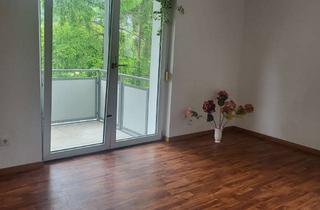 Wohnung mieten in Zweiflinger Weg 30, 74670 Forchtenberg, 3-Zimmer-Wohnung mit Doppelbalkon“Einziehen & durchatmen