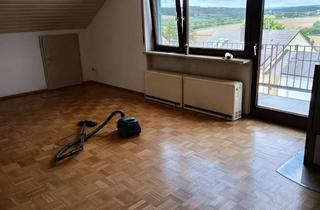 Wohnung mieten in 73450 Neresheim, Freundliche 3-Zimmer-Dachgeschosswohnung mit Balkon und Einbauküche in Neresheim