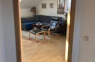 Wohnung mieten in Anzengruberstraße, 82140 Olching, Stilvolle, gepflegte 3-Raum-Dachgeschosswohnung mit Balkon und EBK in Olching