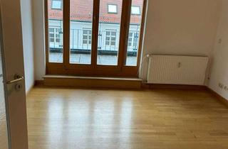 Wohnung mieten in Zierker Straße 66, 17235 Neustrelitz, Schöne 2-Zimmer-Dachgeschosswohnung mit Balkon und Einbauküche in Neustrelitz