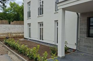 Wohnung mieten in Koblenzer Str. 22, 53359 Rheinbach, Neubau Erstbezug 3 Zimmerwohnung mit Garten