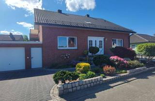 Haus kaufen in Rieger Heide 11, 33161 Hövelhof, Willkommen in Ihrem neuen Eigenheim! Schönes 2-Familienhaus in Hövelhof-Riege