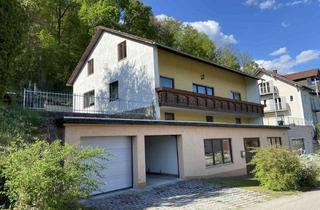 Einfamilienhaus kaufen in 93339 Riedenburg, Älteres Einfamilienhaus mit Einliegerwohnung und Werkstatt im Untergeschoss in Riedenburg-Gundlfing