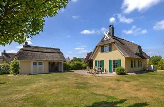 Haus kaufen in 23942 Dassow, Strandnahes Ferienhaus unter Reet