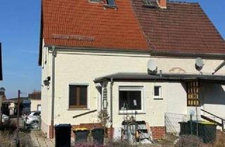 Doppelhaushälfte kaufen in Richard-Bahrdt-Straße 12, 04539 Groitzsch, Doppelhaushälfte mit Entwicklungspotenzial für kreative Eigentümer