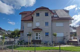 Immobilie mieten in Erikaweg, 33758 Schloß Holte-Stukenbrock, Möbliertes Souterrain-Apartment -Ideal für Pendler