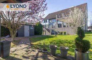 Mehrfamilienhaus kaufen in 59174 Kamen, Gepflegtes 4 Parteien Mehrfamilienhaus mit Potenzial und großem Grundstück in Kamen!