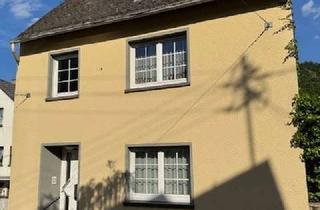 Einfamilienhaus kaufen in 56332 Lehmen, Gemütliches Einfamilienhaus mit Charme, Ausbaupotenzial und hochwertige Einbauküche