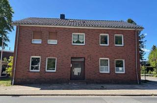 Mehrfamilienhaus kaufen in 25560 Schenefeld, Attraktives Mehrfamilienhaus mit 4 Wohnungen, Teilkeller , Anbau in 25560 Schenefeld.