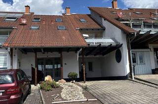 Haus mieten in 36100 Petersberg, Individuelles Reihenhaus mit Möglichkeiten zu kreativer Gestaltung in bester Lage.