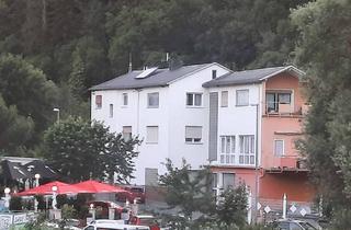 Wohnung kaufen in Hainallee, 35781 Weilburg, Weilburg - Provisionsfrei* Terrassenhaus in Top-Lage mit 12 Mietflächen und Flussblick