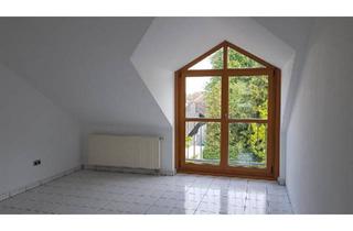 Wohnung kaufen in 66271 Kleinblittersdorf, Kleinblittersdorf - Lichtdurchflutete 2-Zimmer-Dachgeschosswohnung
