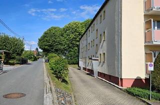 Wohnung kaufen in 08541 Neuensalz, Neuensalz - Preiswerte 2-Zimmer-Wohnung mit Balkon in Thoßfell zum Kauf
