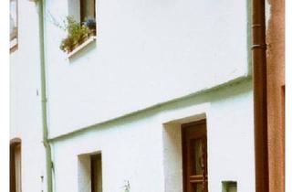 Wohnung kaufen in 97638 Mellrichstadt, Mellrichstadt - Mellrichstadt: Stadtmauerhaus auf 3 Etagen zu verkaufen