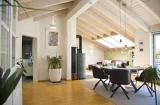 Wohnung kaufen in 94469 Deggendorf, Originelle ETW mit sonniger Dachterrasse im Herzen von Deggendorf