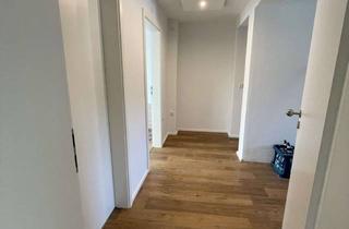 Wohnung mieten in Grafmühlstraße, 92237 Sulzbach-Rosenberg, Erstbezug nach Sanierung und Einbauküche: Geschmackvolle 3-Raum-Wohnung mit geh. Innenausstattung