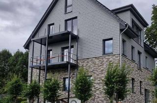 Wohnung mieten in Lütjenburger Straße 4a, 24306 Plön, Seeblick - Wohnen wo andere Urlaub machen in großzügiger 5-Zimmer Maisonettwohnung