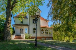 Villa kaufen in Laboer Weg 12, 24226 Heikendorf, Repräsentative, geräumige und gepflegte 14-Raum-Villa mit gehobener Innenausstattung in Heikendorf