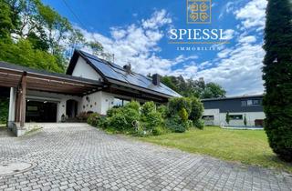 Haus kaufen in 85410 Haag, Idylle & Potenzial - 3-Familienhaus mit Pool, Werkhalle & Privatwald