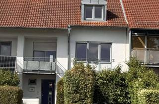 Einfamilienhaus kaufen in Ringstraße 79, 76356 Weingarten, Modernes Einfamilienhaus mit angrenzender Grünfläche , 2 Terrassen und 1 Balkon - von privat