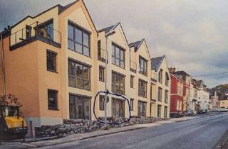 Wohnung mieten in Asbacher Straße 31, 53545 Linz, Stilvolle 2-Zimmer-Wohnung mit Einbauküche und Terrasse in Linz am Rhein, Neuwied (Kreis)