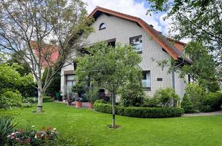 Haus kaufen in 33161 Hövelhof, Großzügiges Haus mit Wintergarten, Balkon und wunderschönem Garten in Hövelhof
