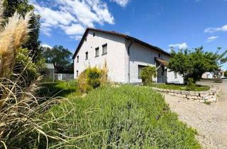 Haus kaufen in 91799 Langenaltheim, Zuhause für Familien – Zweifamilienhaus mit Garten, PV-Anlage & Platz für mehrere Generationen