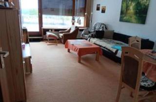 Wohnung kaufen in 78136 Schonach, Schonach Im Schwarzwald - Geräumige Zweizimmerwohnung